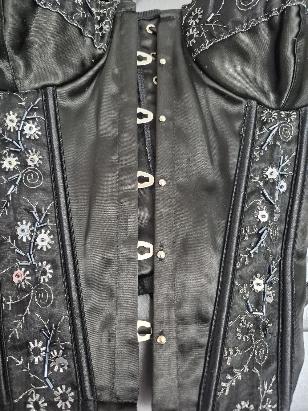 Women's Black Satin Embroidered Bustier Camisole - Picture 8 of 9